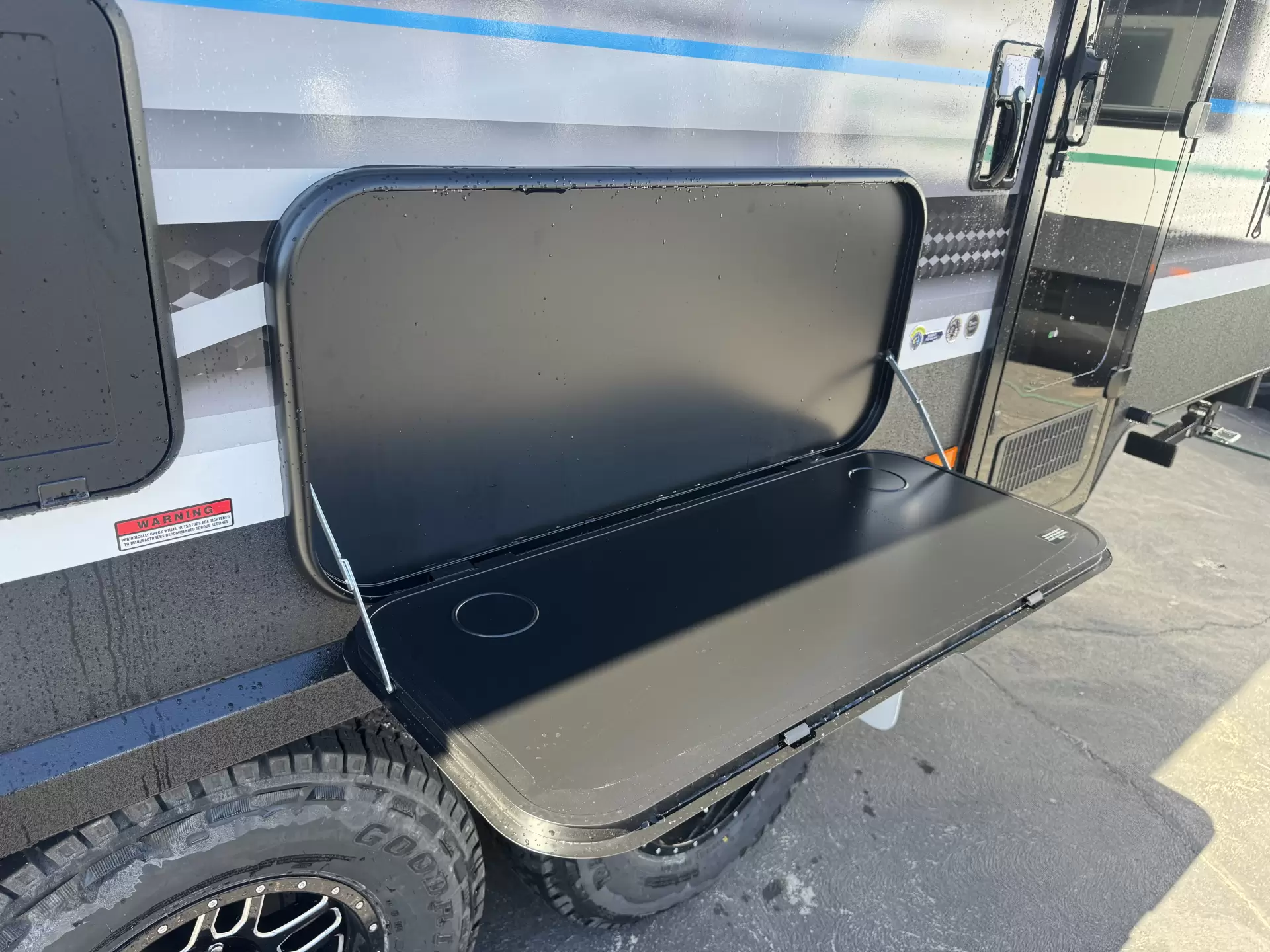 Exterior Slider Image