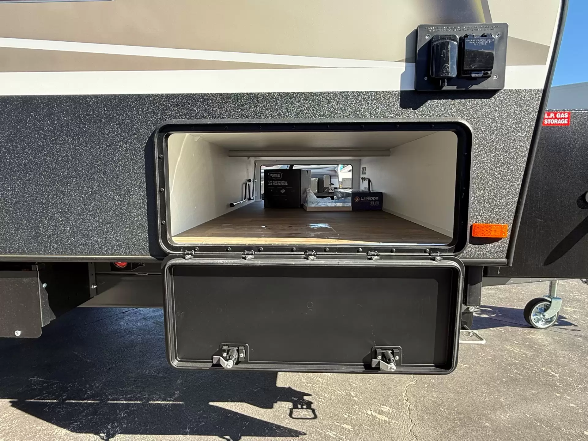 Exterior Slider Image