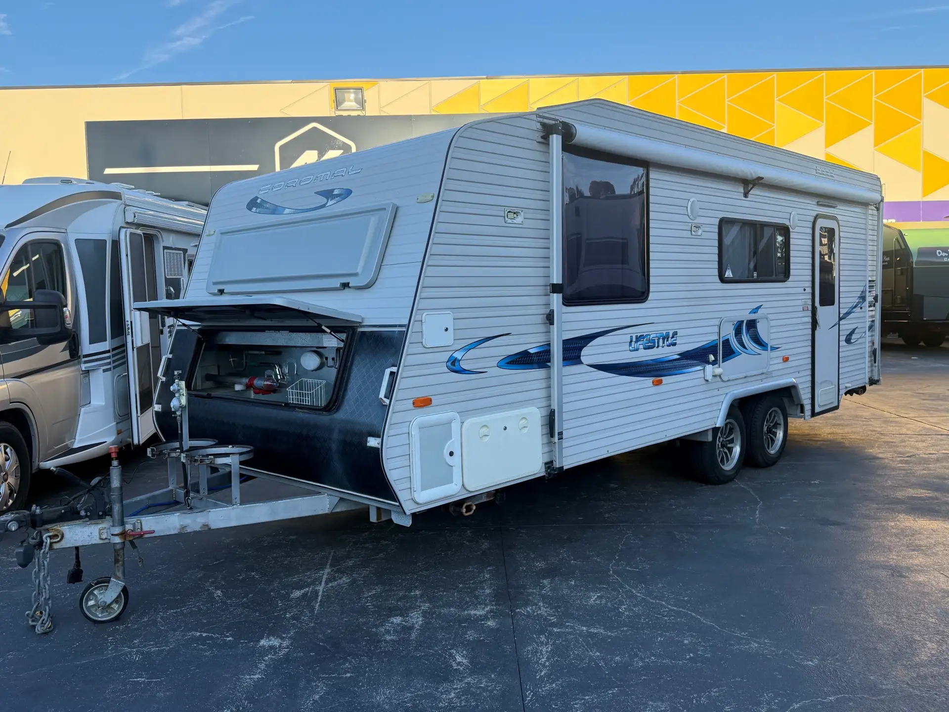 2013 Coromal Lifestyle 667S