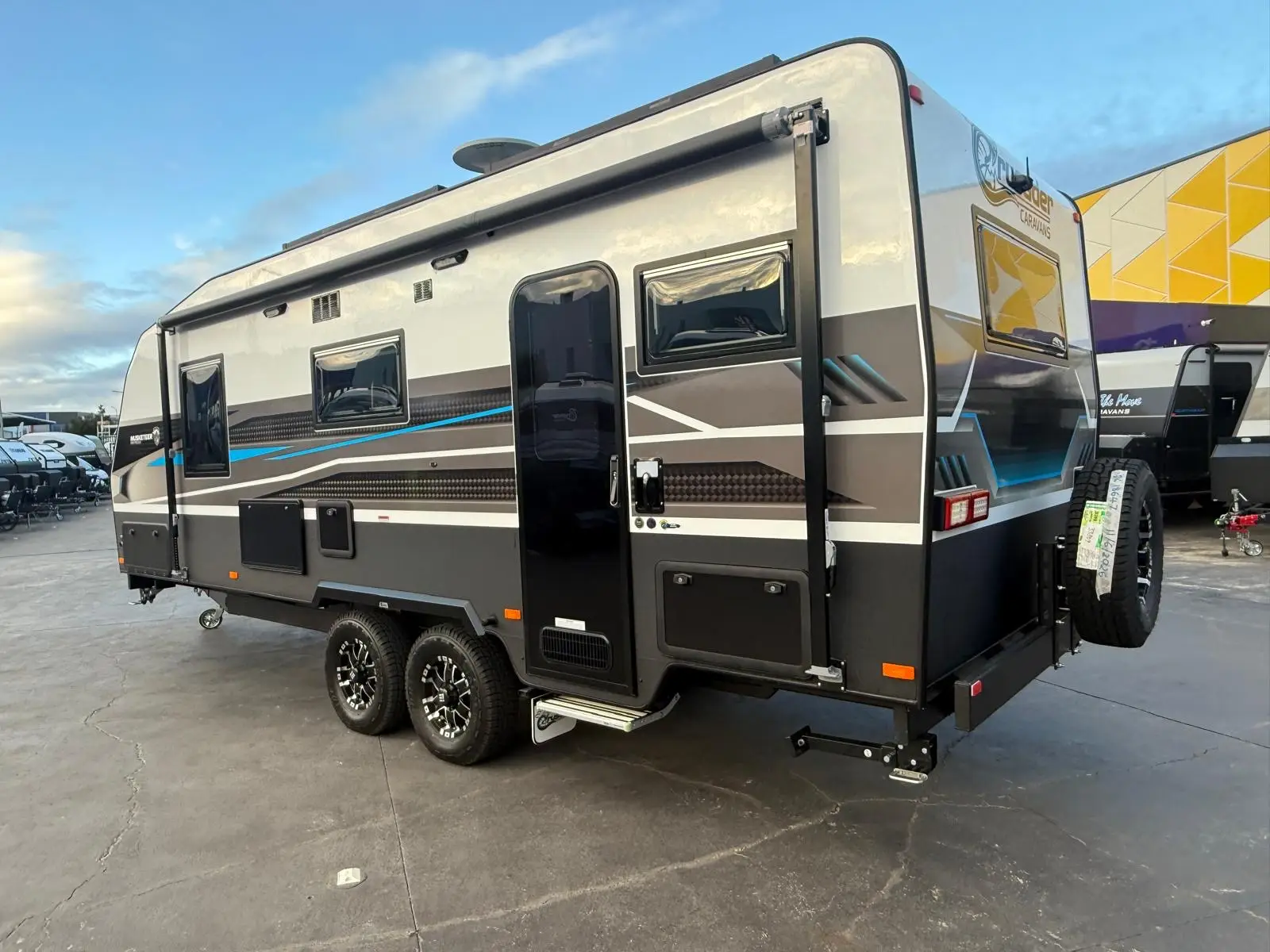 Exterior Slider Image
