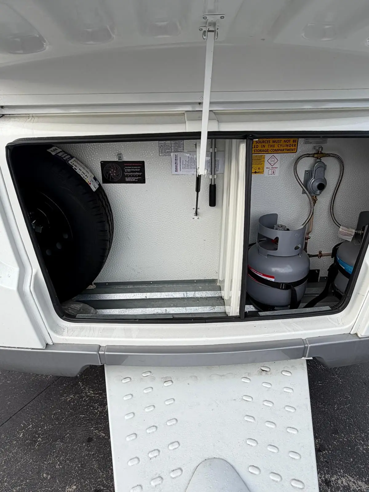 Exterior Slider Image