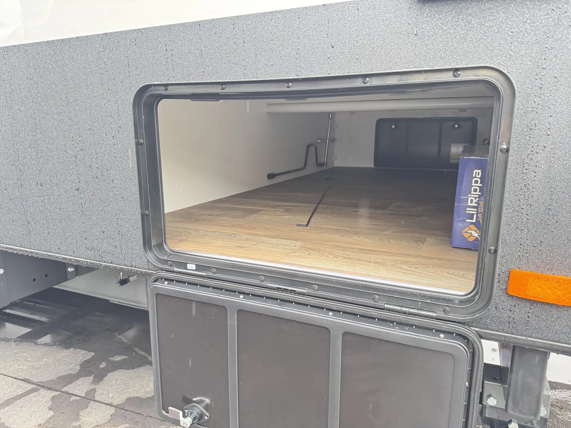 Exterior Slider Image