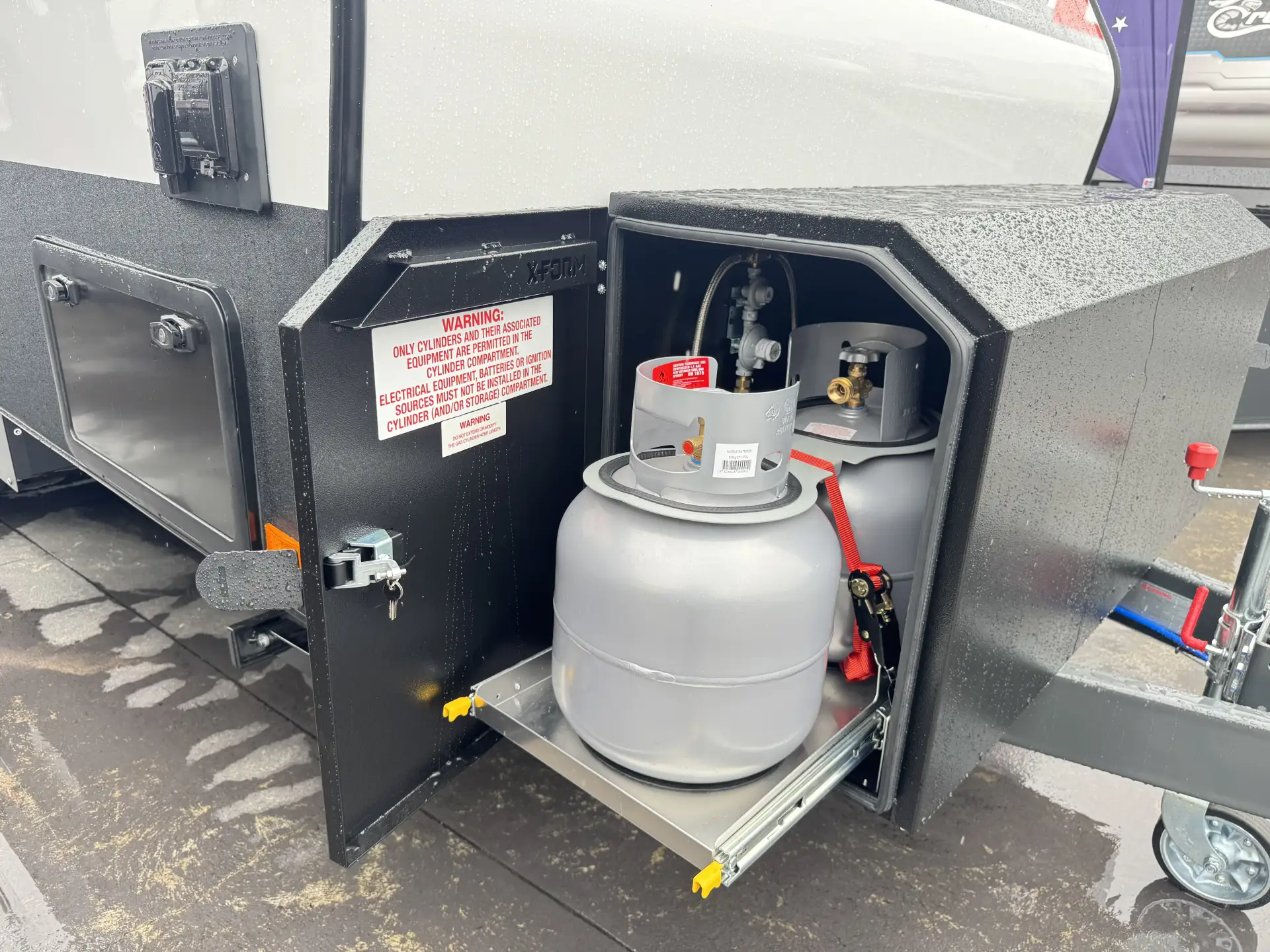 Exterior Slider Image