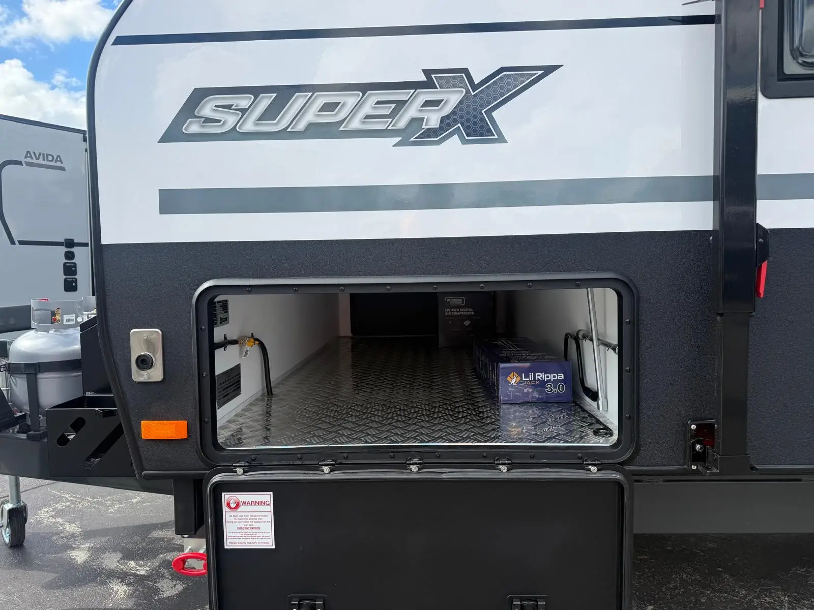 Exterior Slider Image