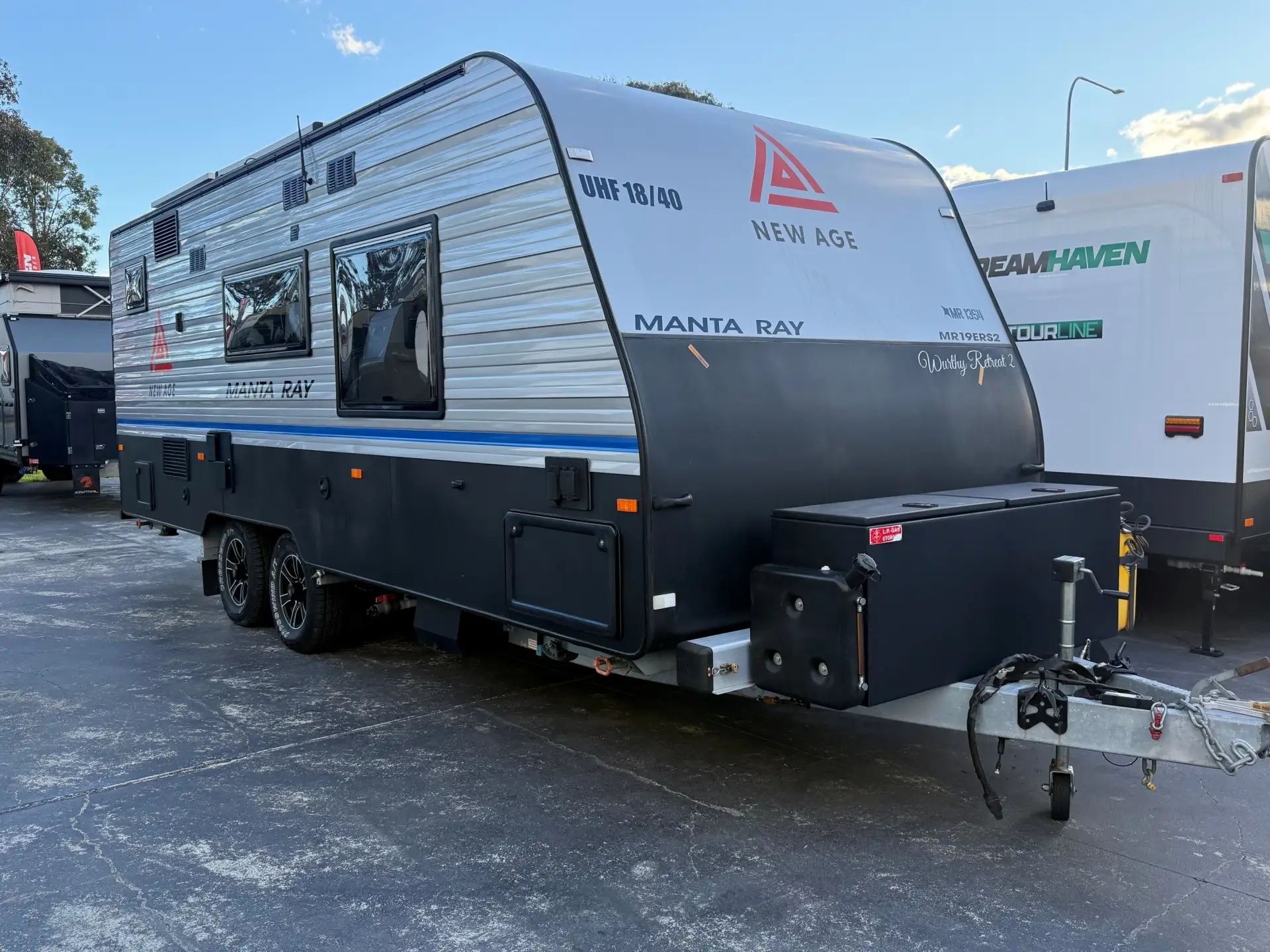 Exterior Slider Image