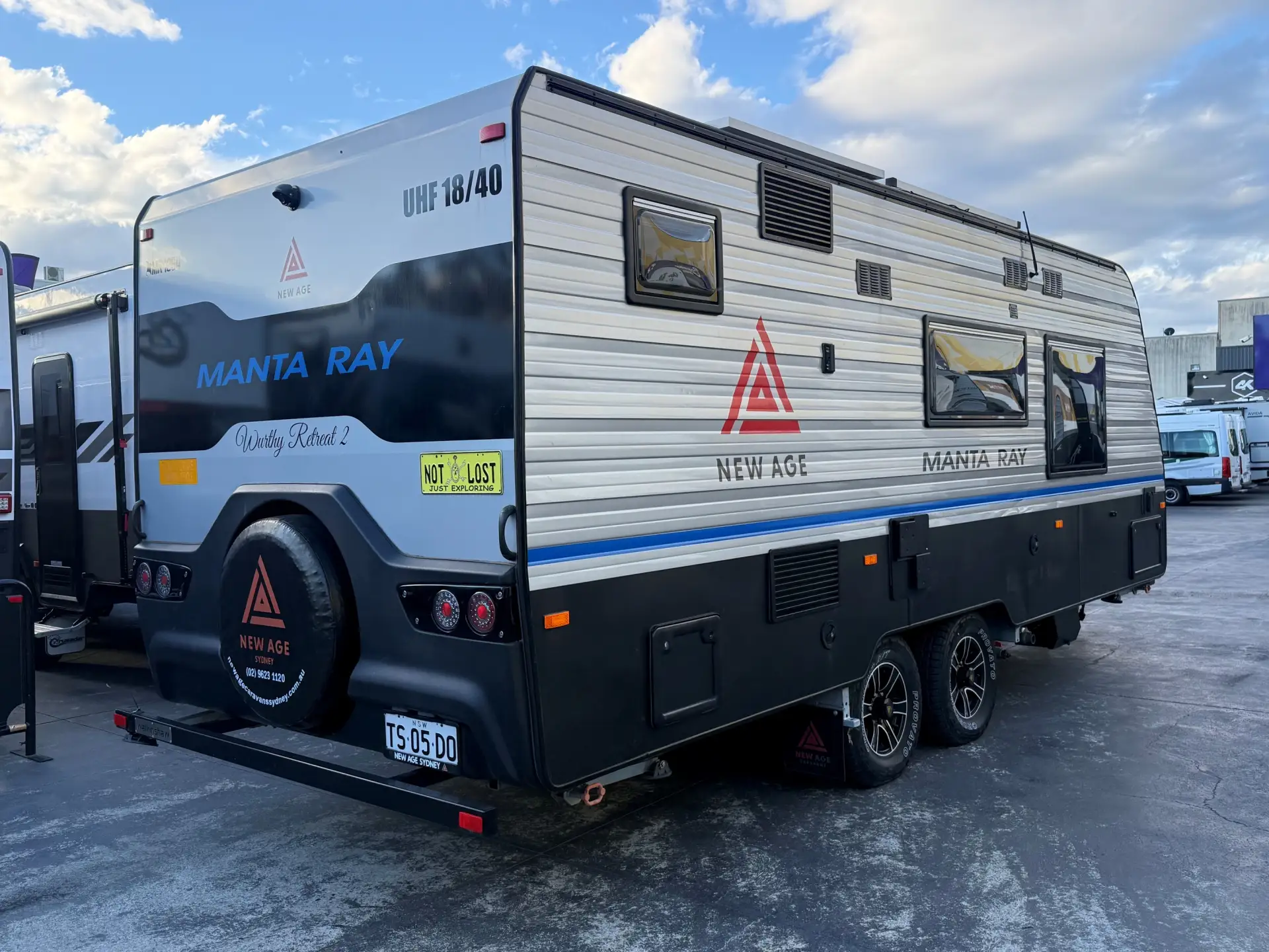 Exterior Slider Image
