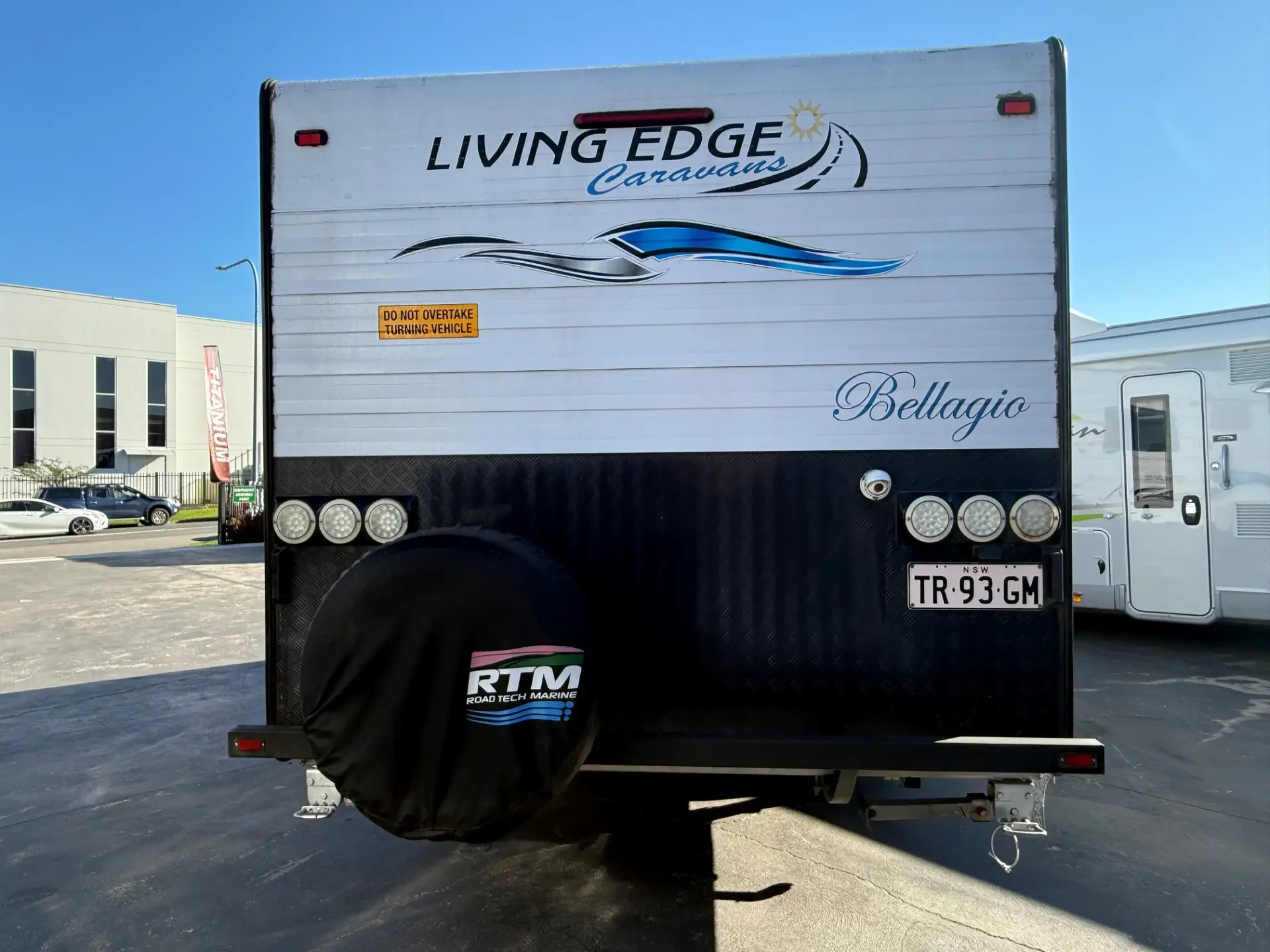 Exterior Slider Image