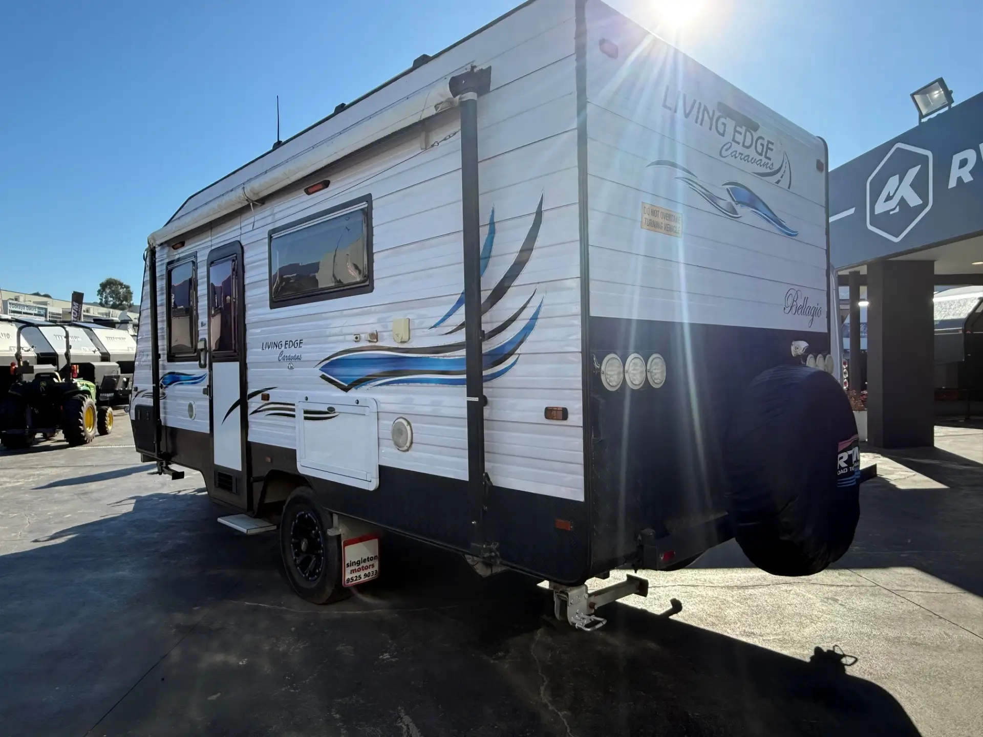 Exterior Slider Image