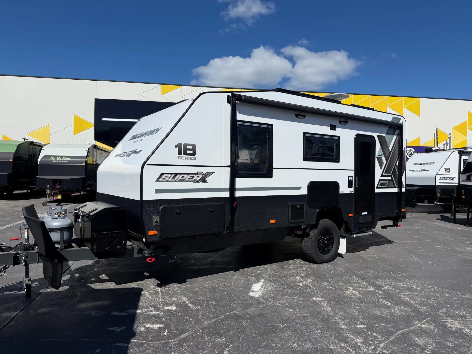 18 Series SuperX Caravan