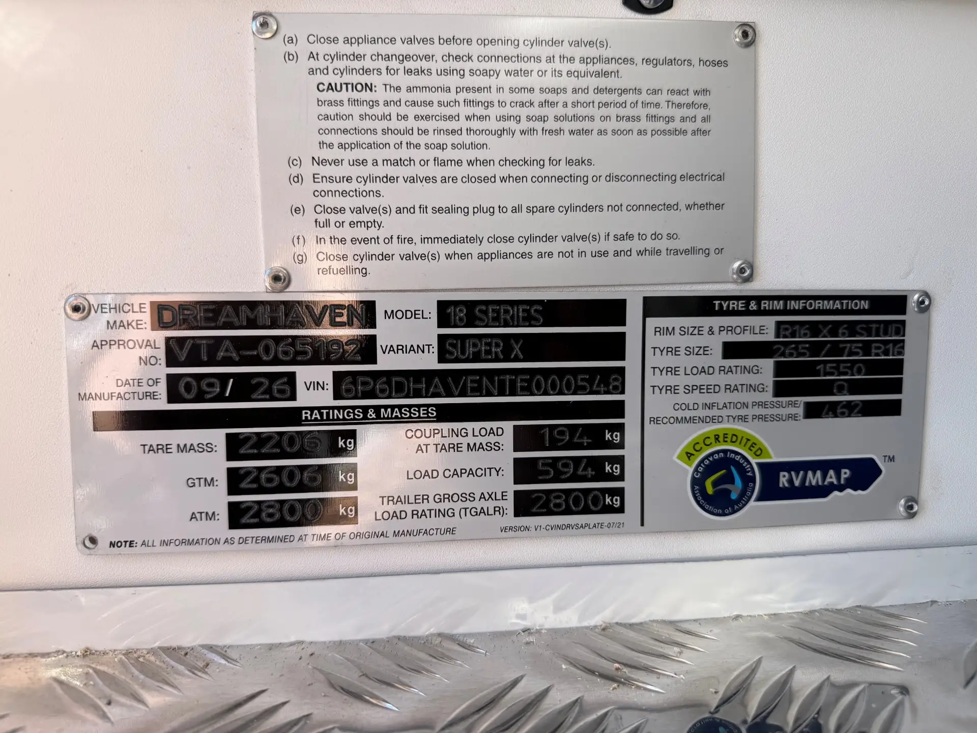 18 Series SuperX Caravan Image