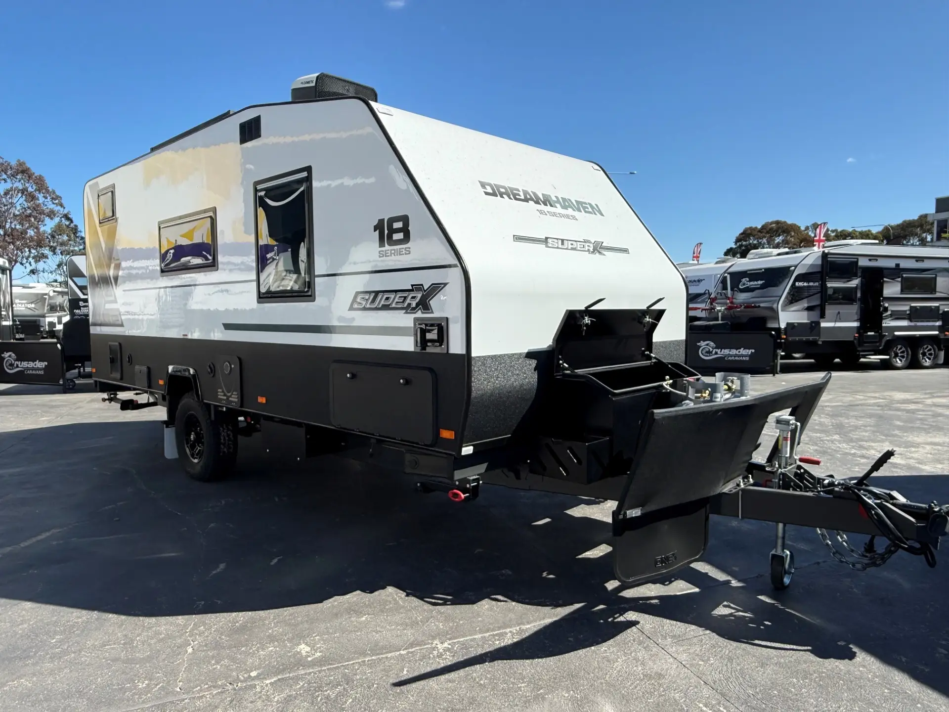 18 Series SuperX Caravan Image