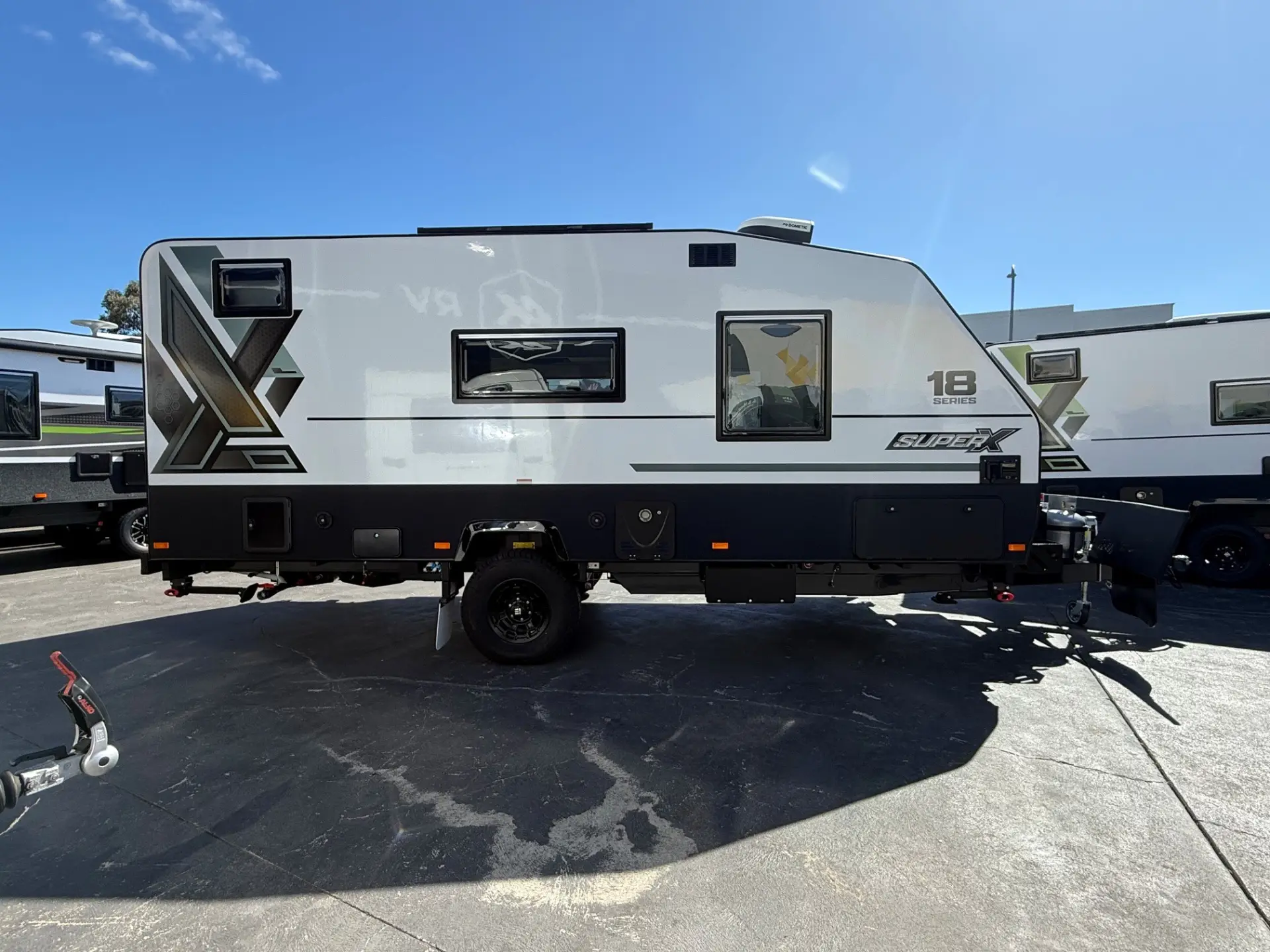 18 Series SuperX Caravan Image
