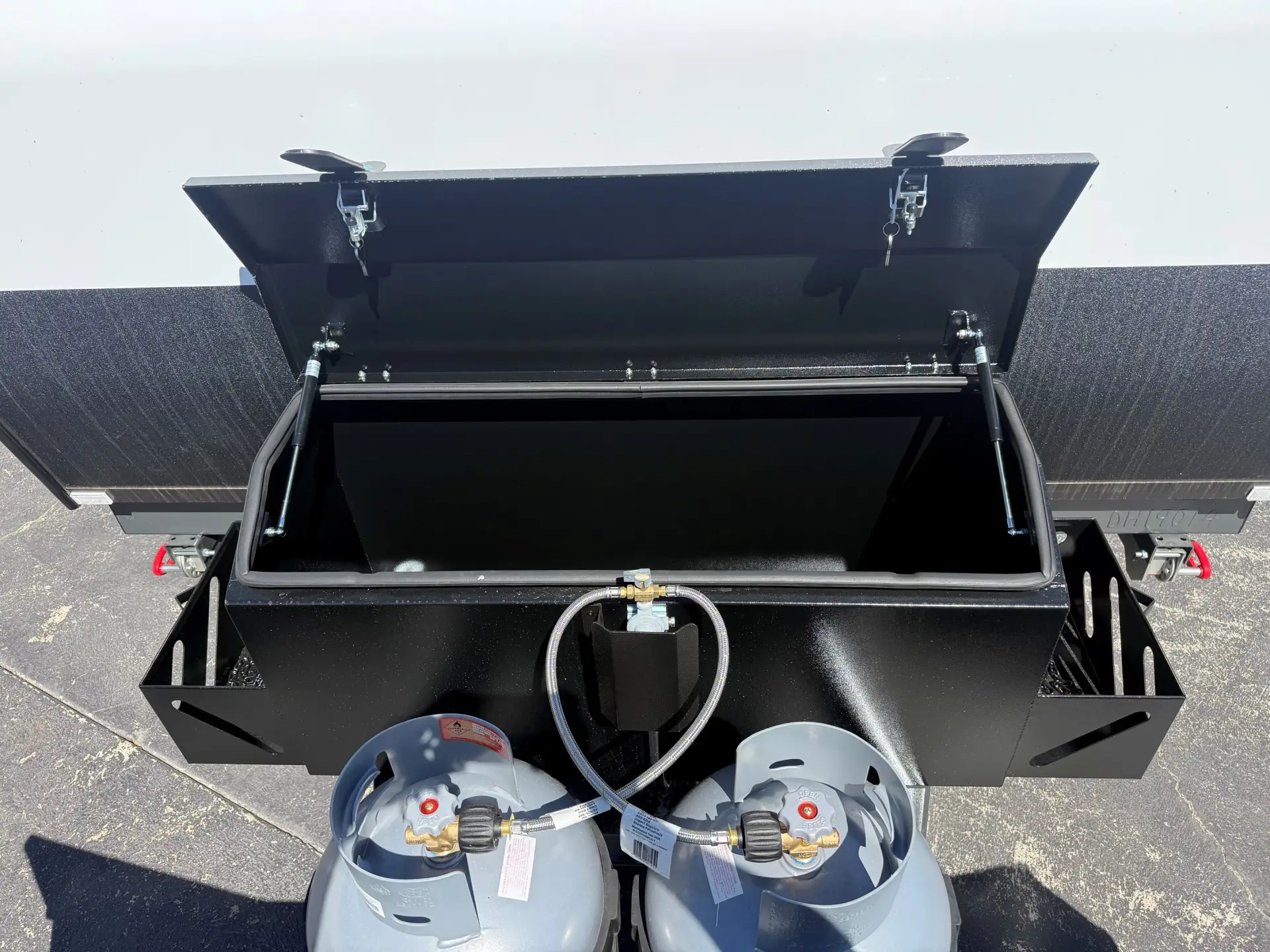15 Series SuperX Caravan Image