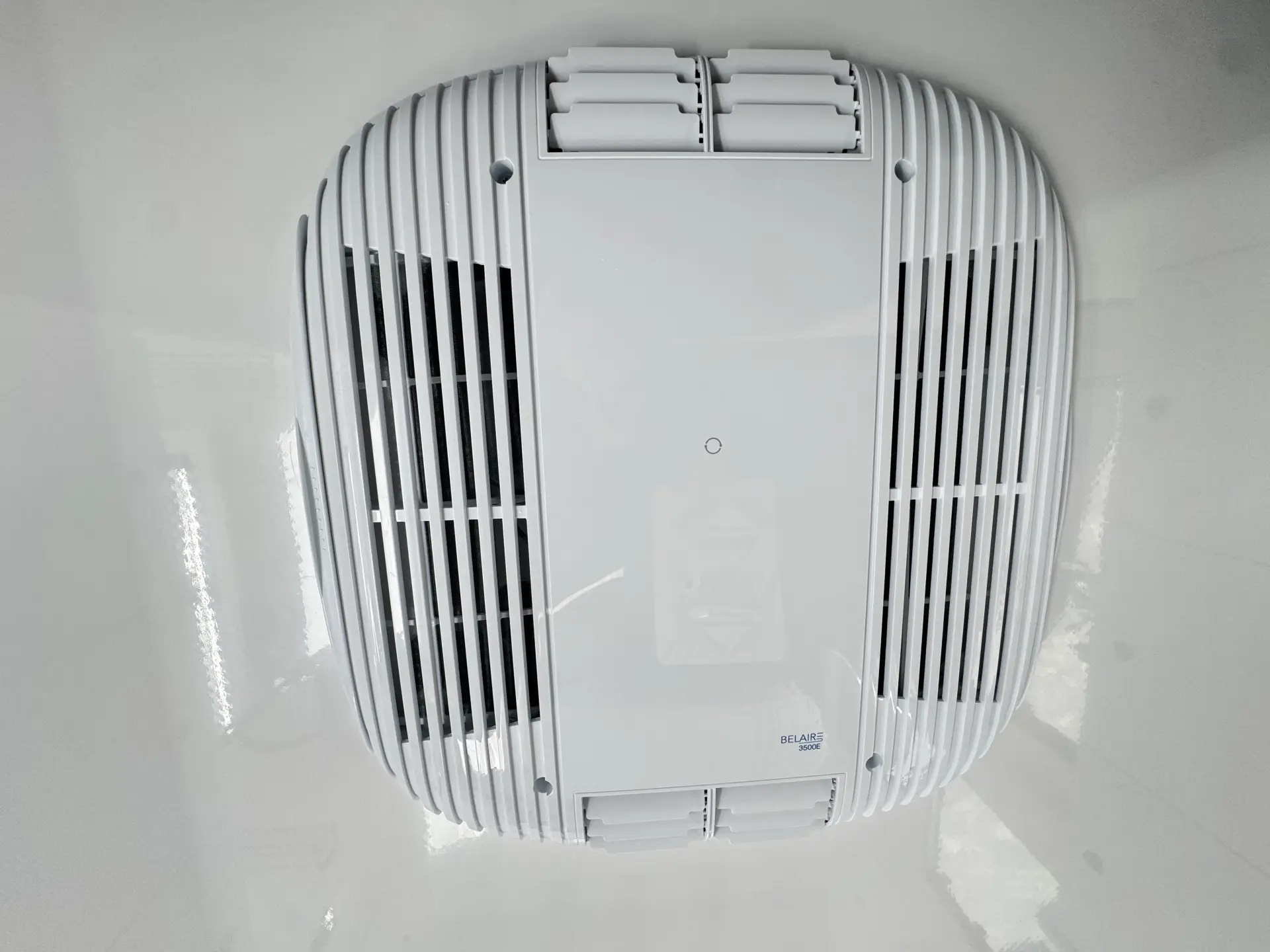 15 Series SuperX Caravan Image