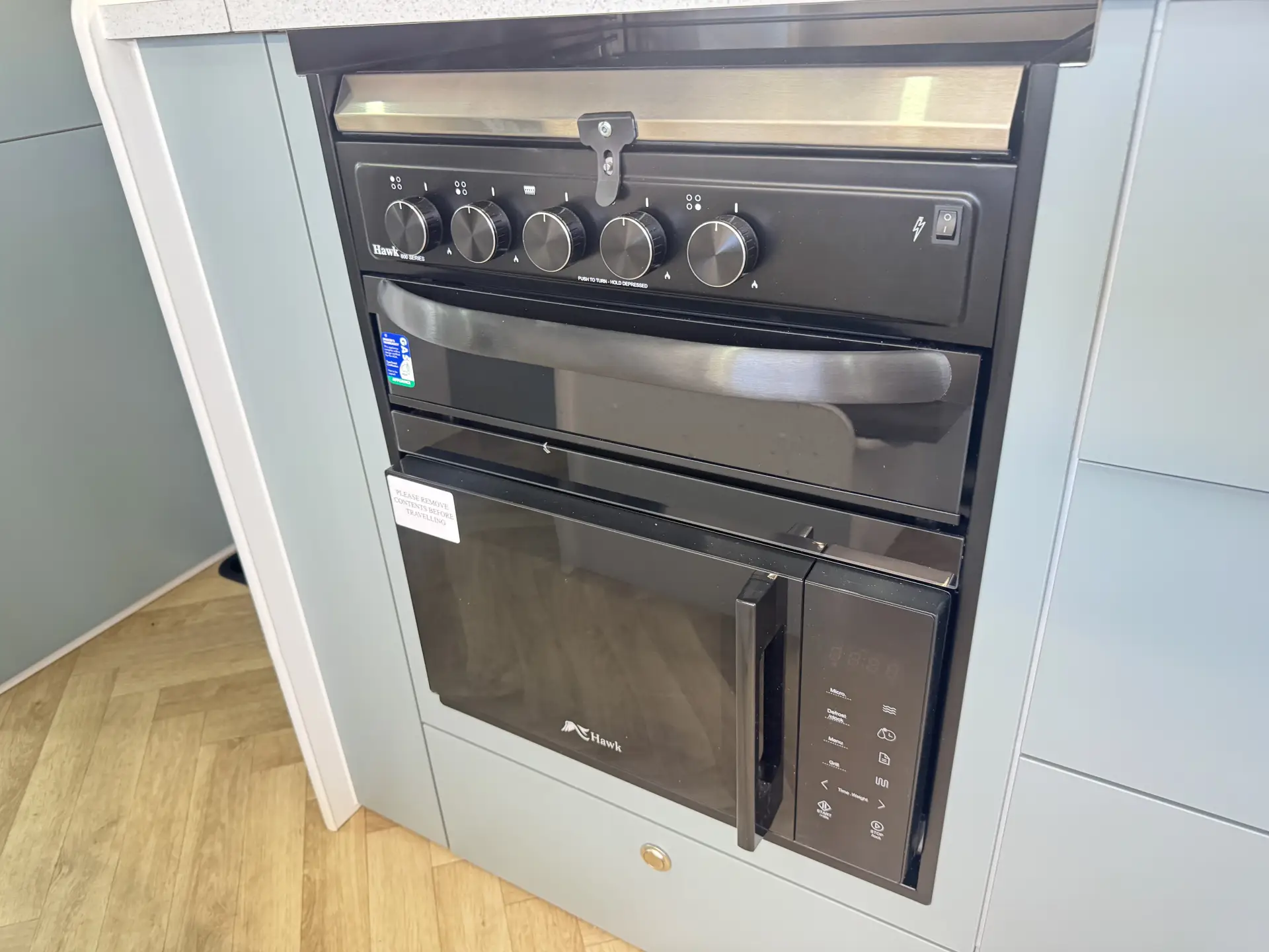 19 Series SuperX Caravan Image