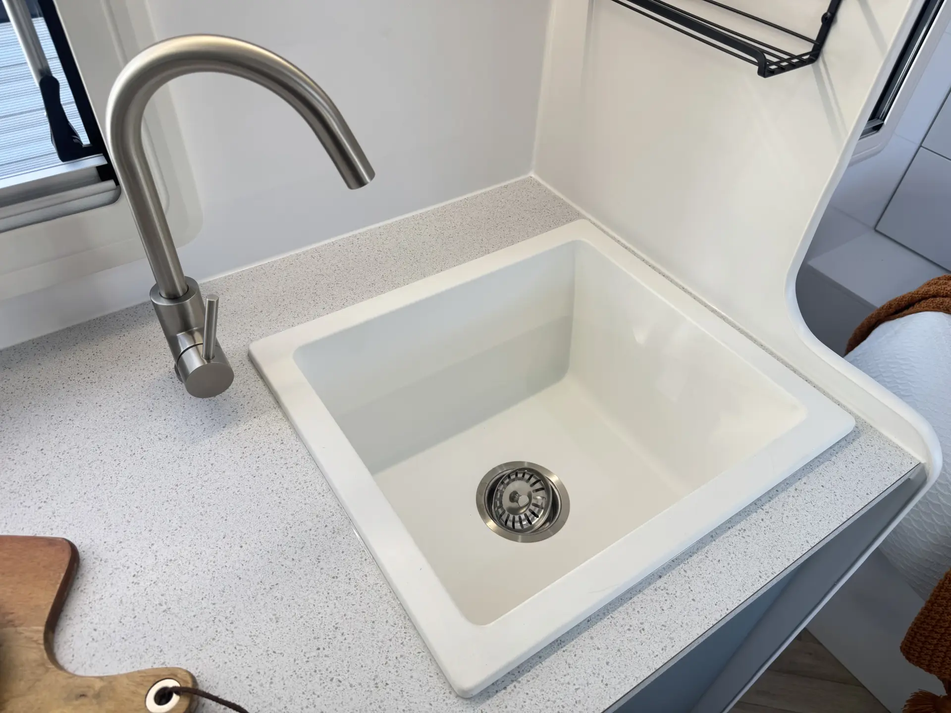 19 Series SuperX Caravan Image