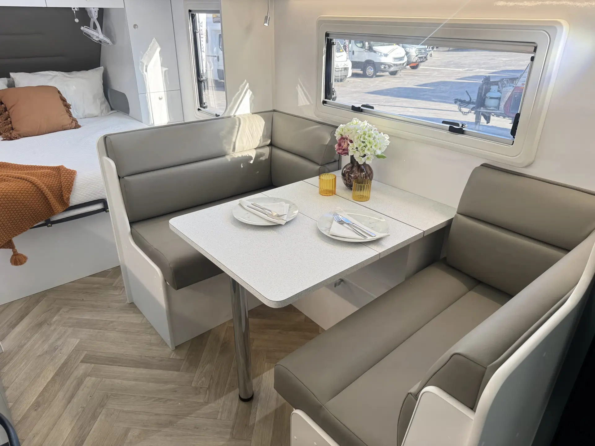 19 Series SuperX Caravan Image