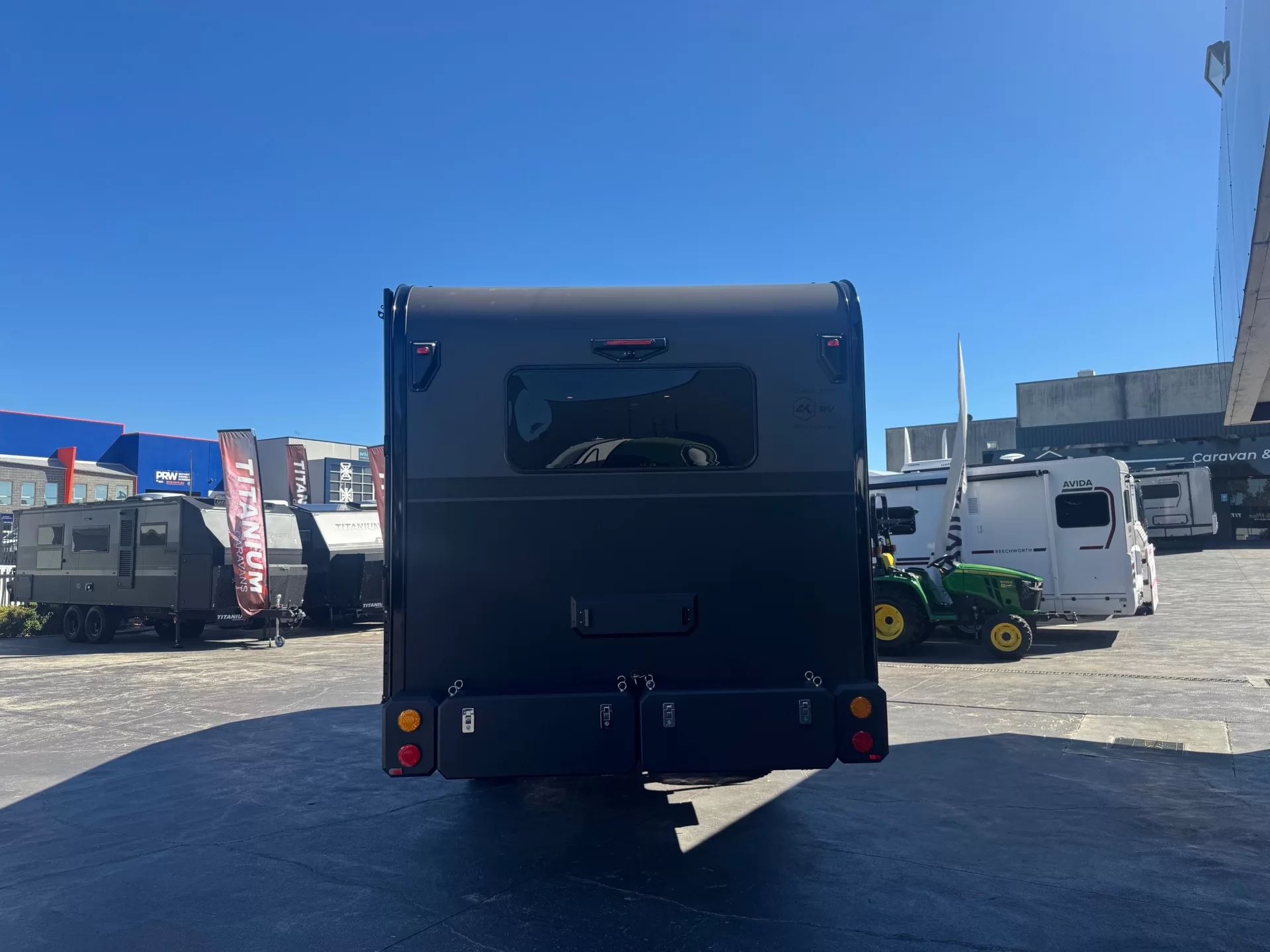 Grenade 6.3 Black Edition