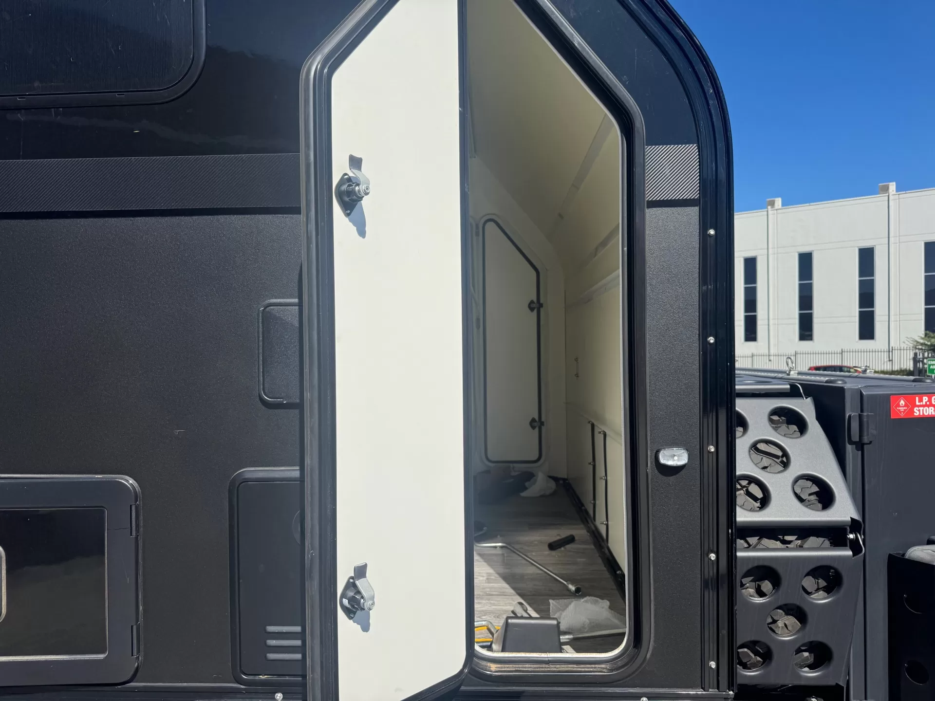 Grenade 6.3 Black Edition