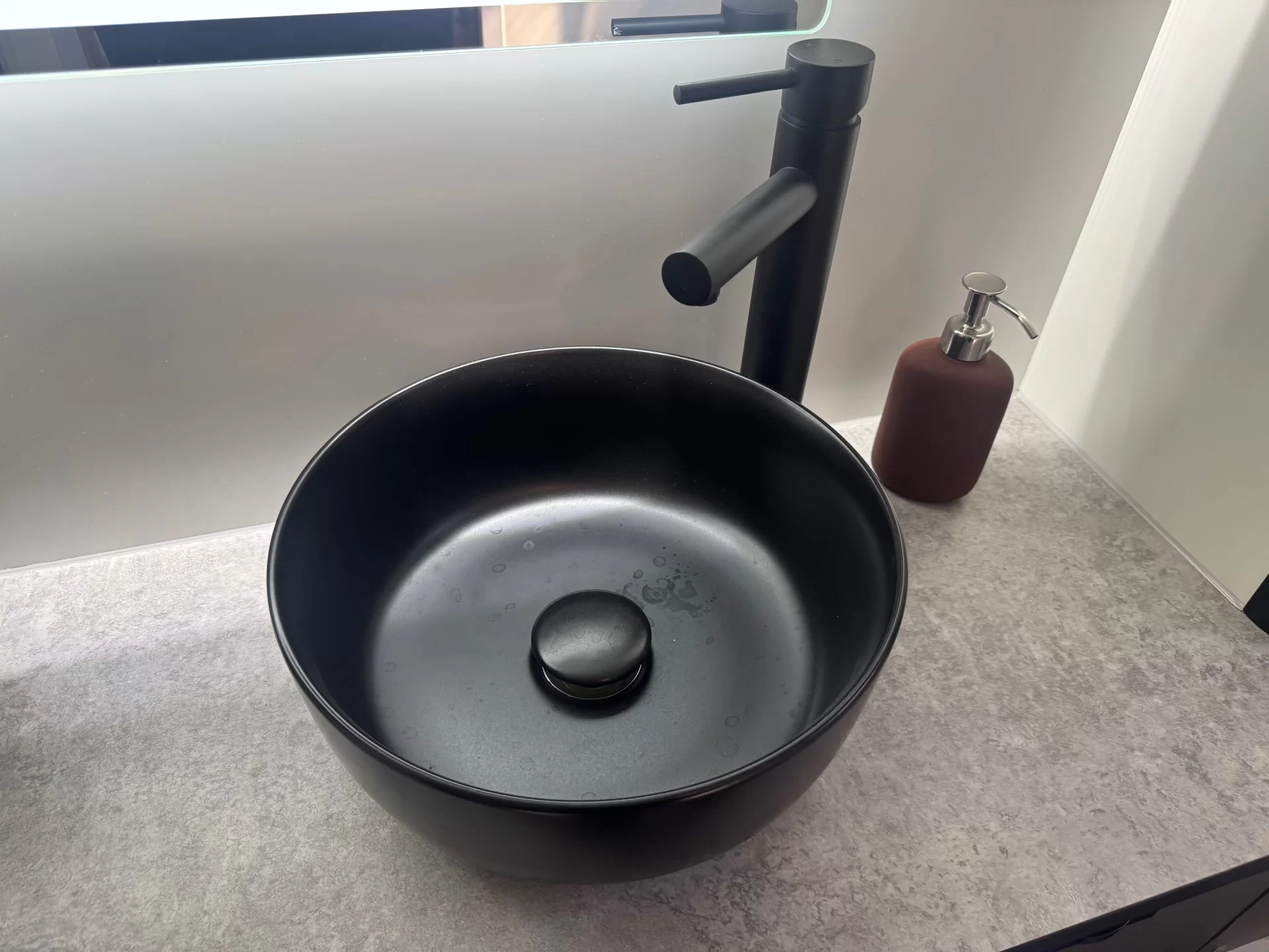 Grenade 6.3 Black Edition