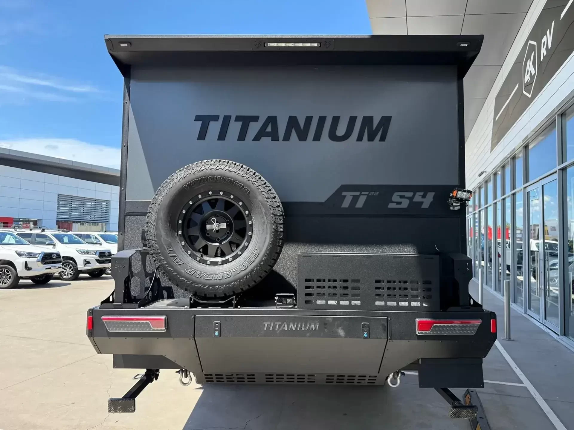 20'6 King Bed S4 Double Bunk Off Road Caravan