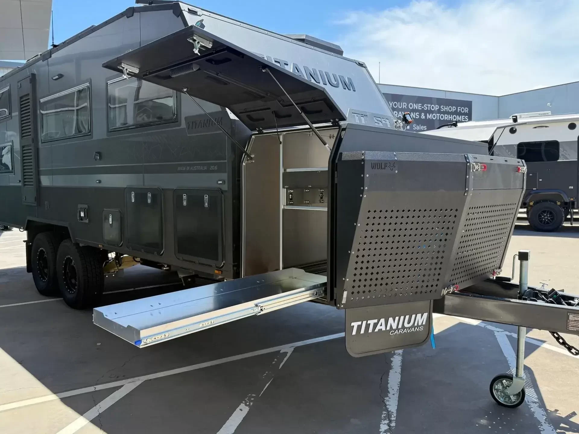 20'6 King Bed S4 Double Bunk Off Road Caravan