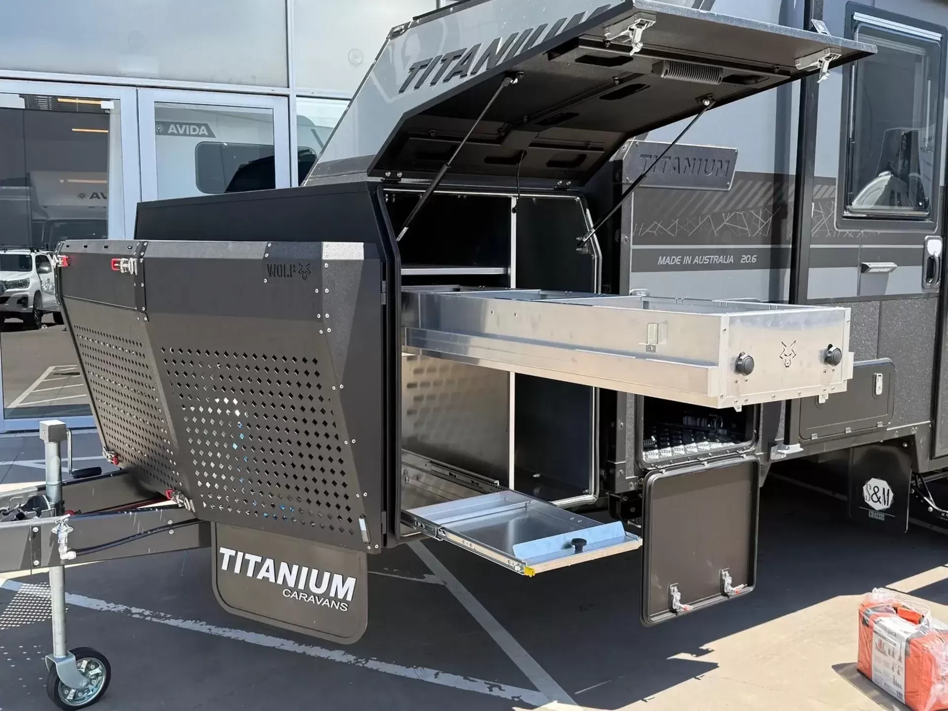 20'6 King Bed S4 Double Bunk Off Road Caravan