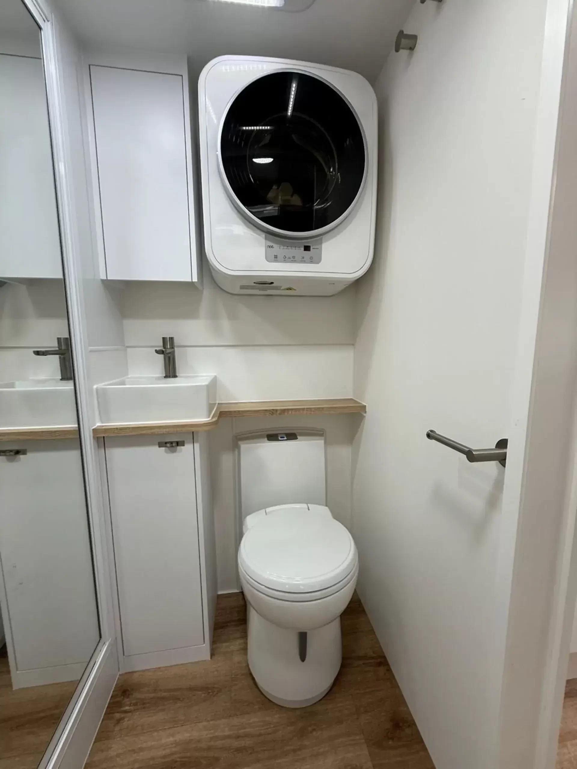 20'6 King Bed S4 Double Bunk Off Road Caravan