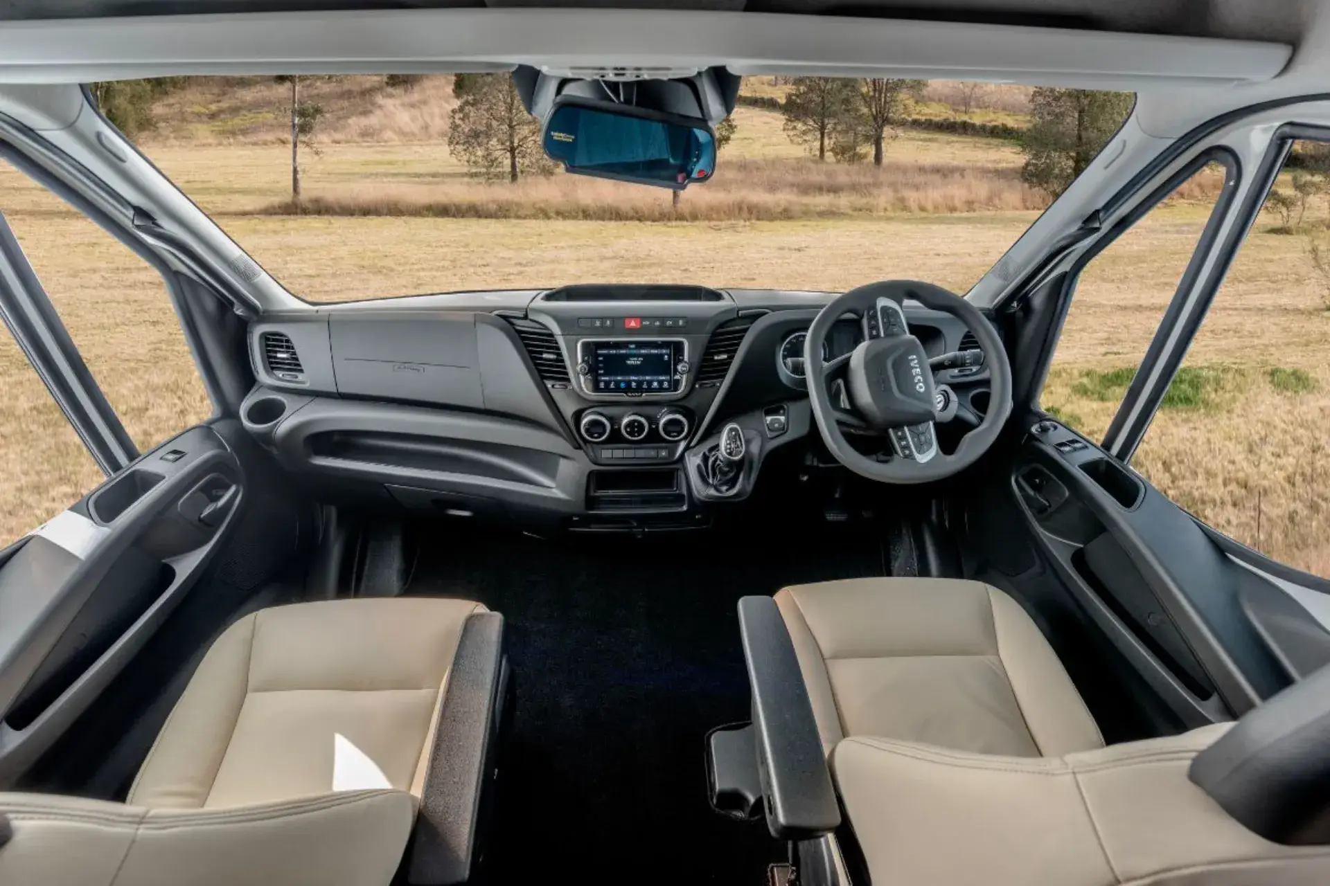 Esperance LX C 7854 SL interior image 3