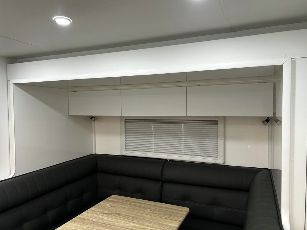 USED 2024 SUPREME SPIRIT CARAVAN 2 AXLE