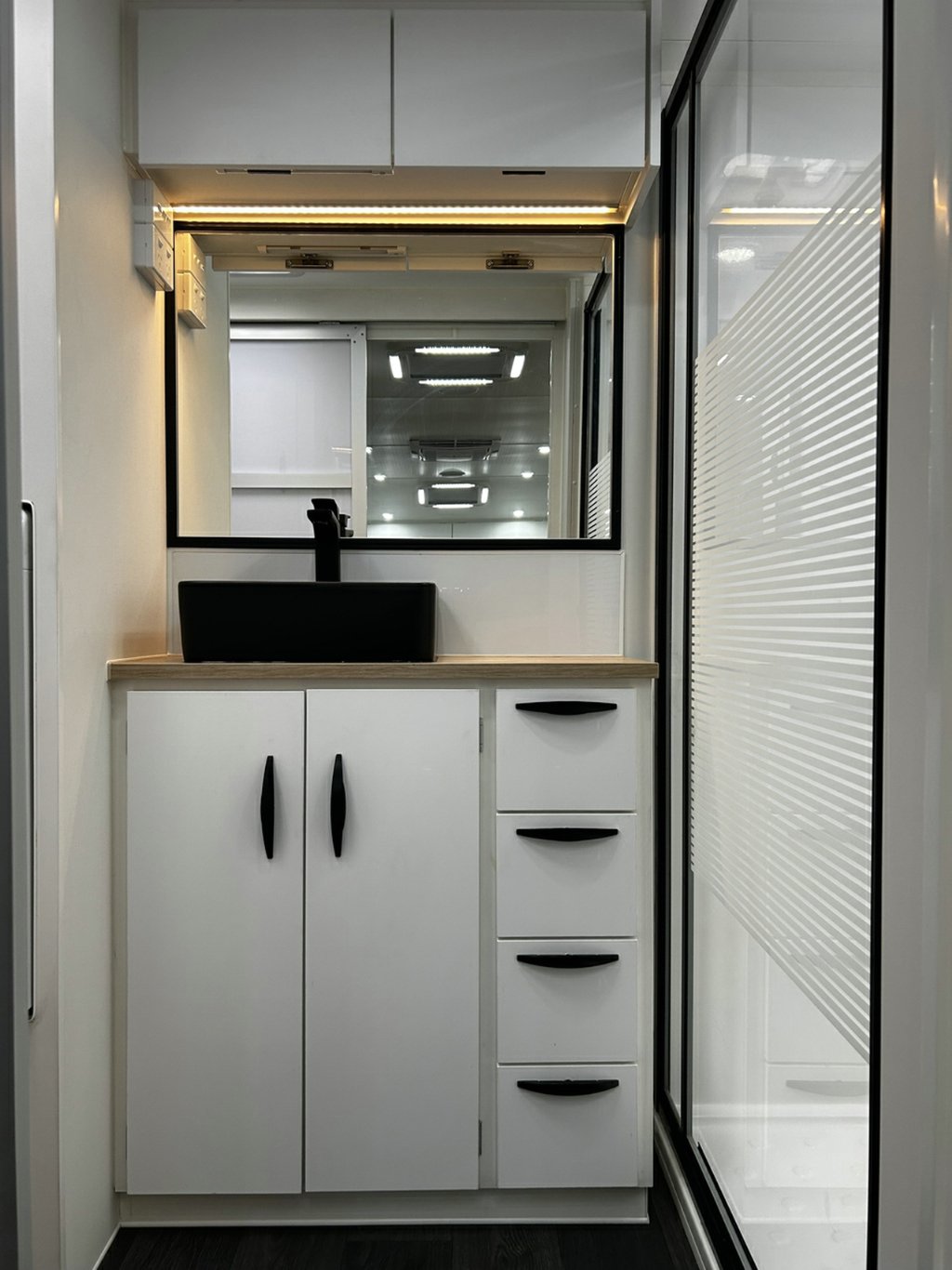 USED 2024 SUPREME SPIRIT CARAVAN 2 AXLE