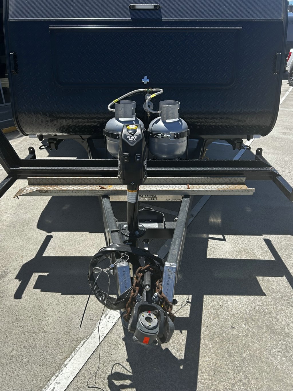 USED 2024 SUPREME SPIRIT CARAVAN 2 AXLE