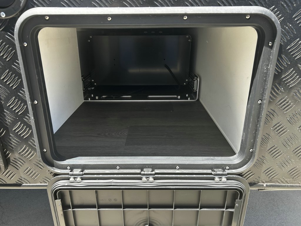 USED 2024 SUPREME SPIRIT CARAVAN 2 AXLE