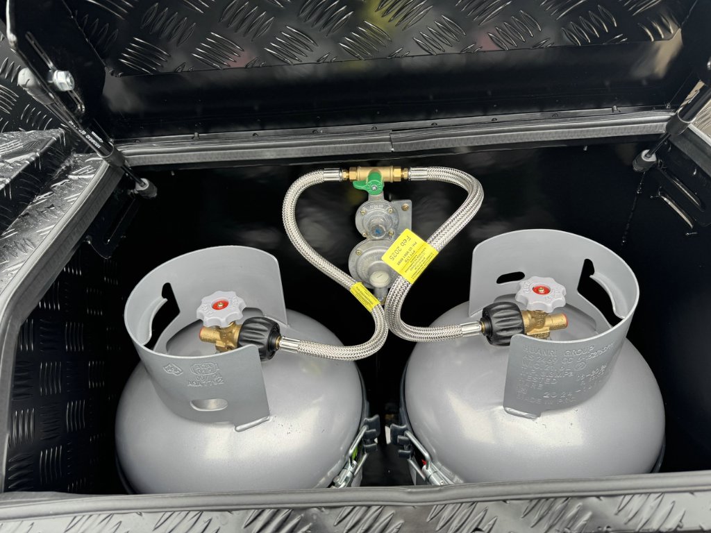 NEW 2025 SUPREME TERRITORY CARAVAN 1 AXLE