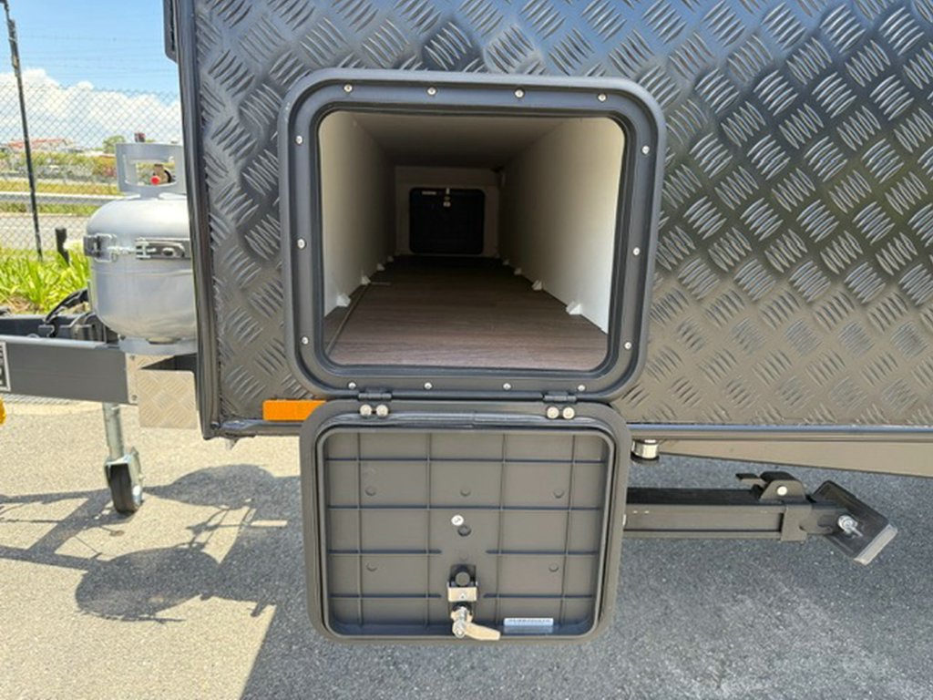 NEW 2025 SUPREME SPIRIT TINY HOME CARAVAN 3 AXLE