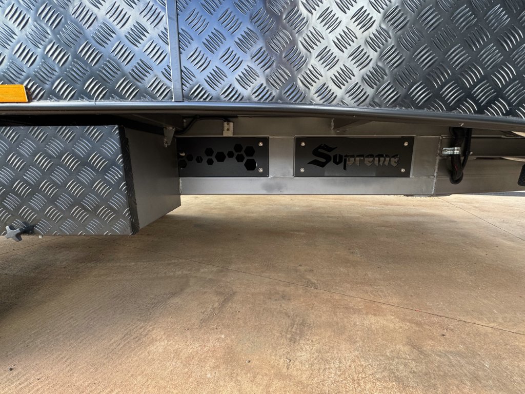 NEW 2025 SUPREME TERRITORY CARAVAN 2 AXLE