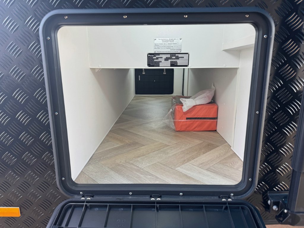 NEW 2025 SUPREME TERRITORY CARAVAN 2 AXLE