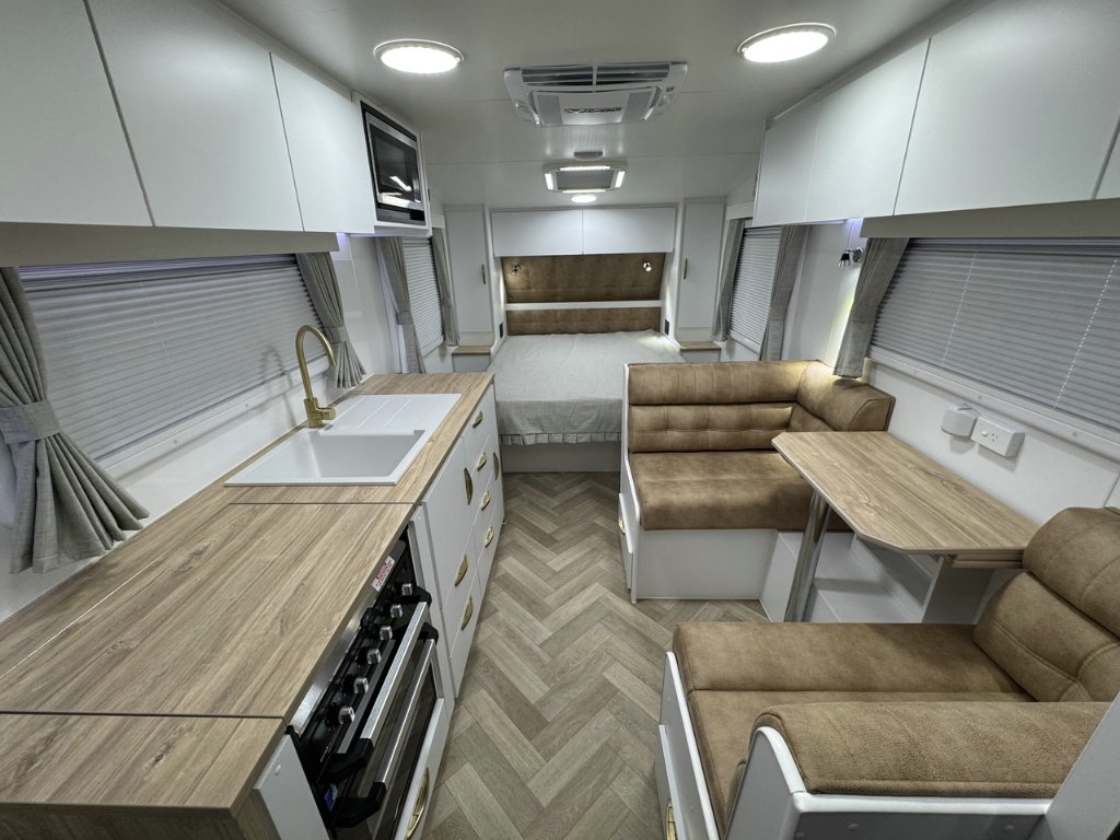 NEW 2025 SUPREME TERRITORY CARAVAN 2 AXLE