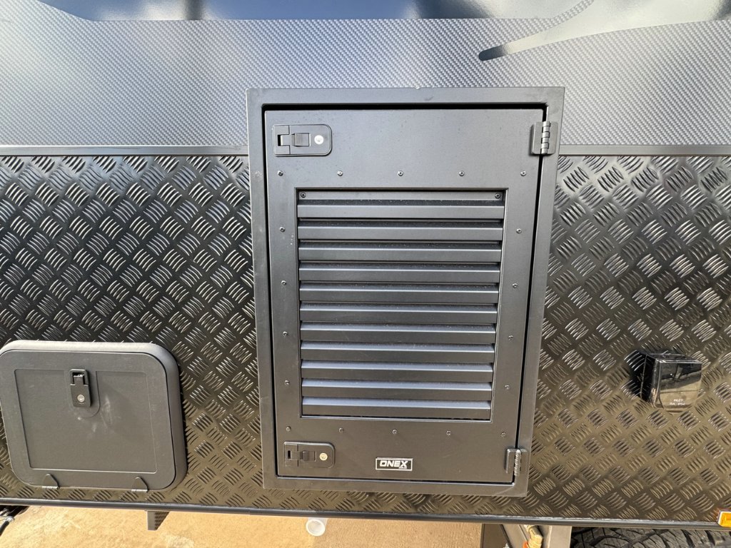 NEW 2025 SUPREME TERRITORY CARAVAN 2 AXLE