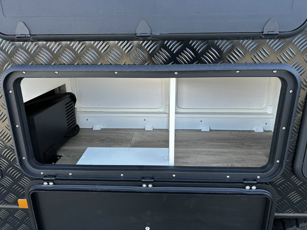 USED 2025 SUPREME SPIRIT OFFICE CARAVAN 2 AXLE