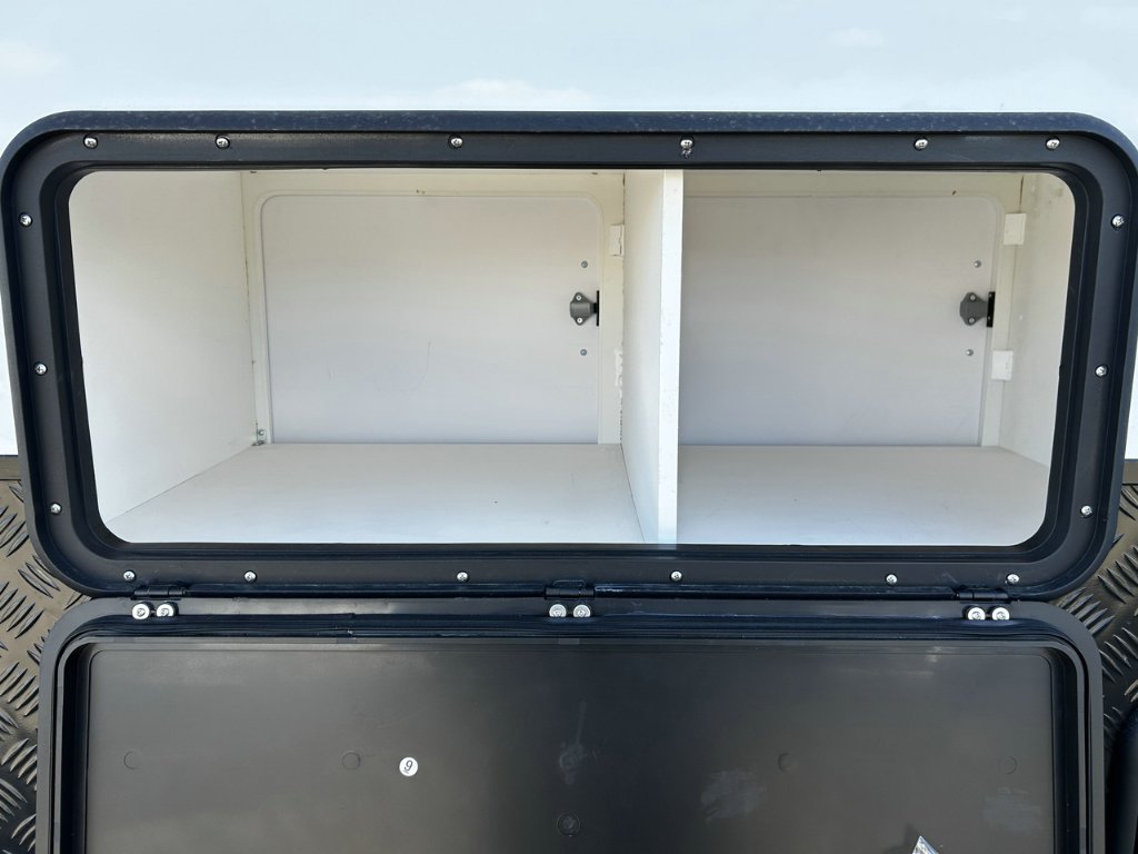 USED 2025 SUPREME SPIRIT OFFICE CARAVAN 2 AXLE