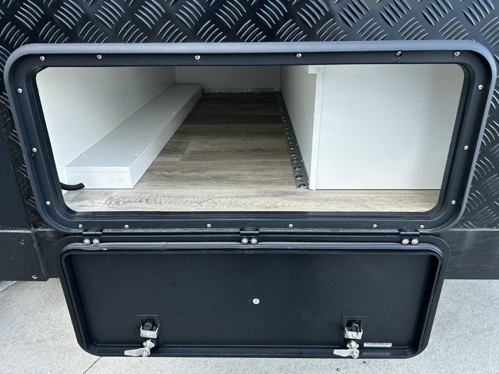 USED 2025 SUPREME SPIRIT OFFICE CARAVAN 2 AXLE