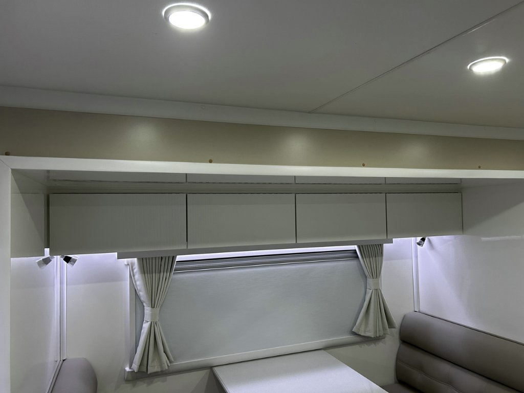 USED 2025 SUPREME SPIRIT OFFICE CARAVAN 2 AXLE