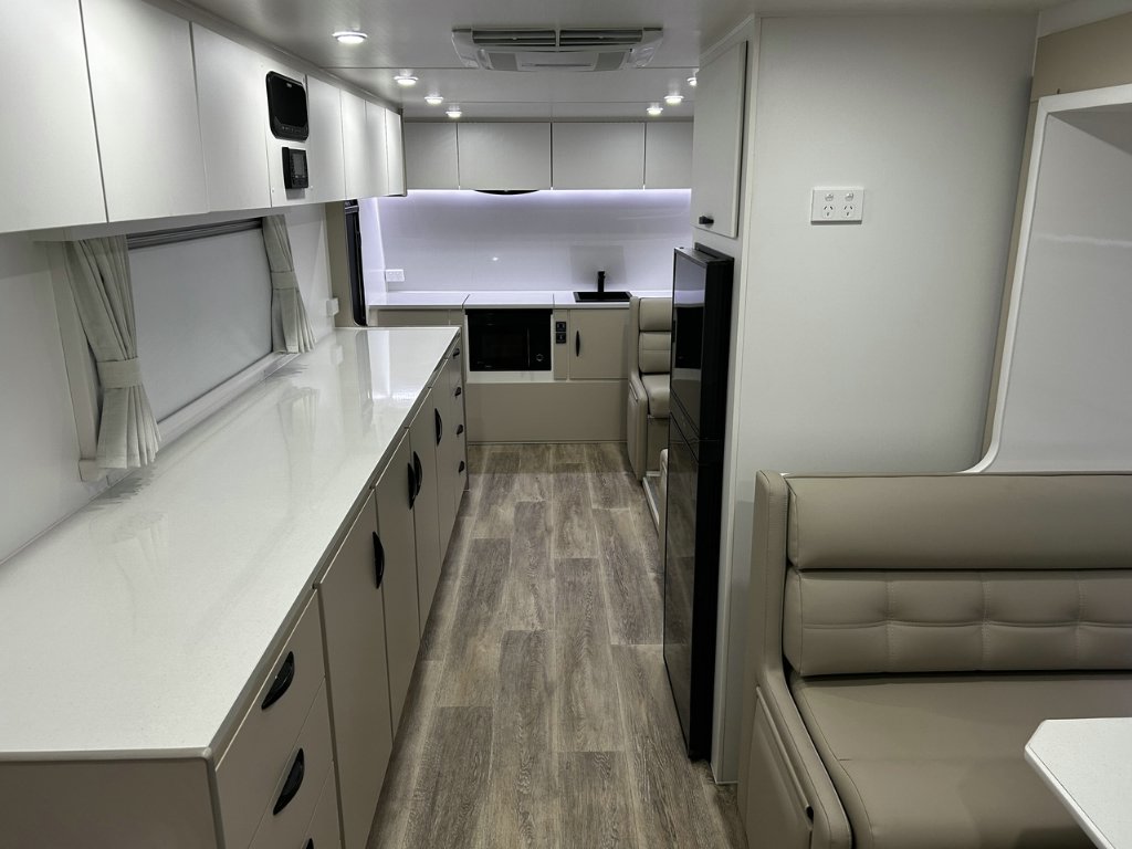 USED 2025 SUPREME SPIRIT OFFICE CARAVAN 2 AXLE