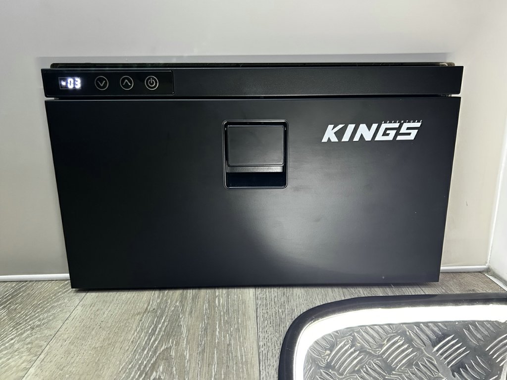 USED 2025 SUPREME SPIRIT OFFICE CARAVAN 2 AXLE