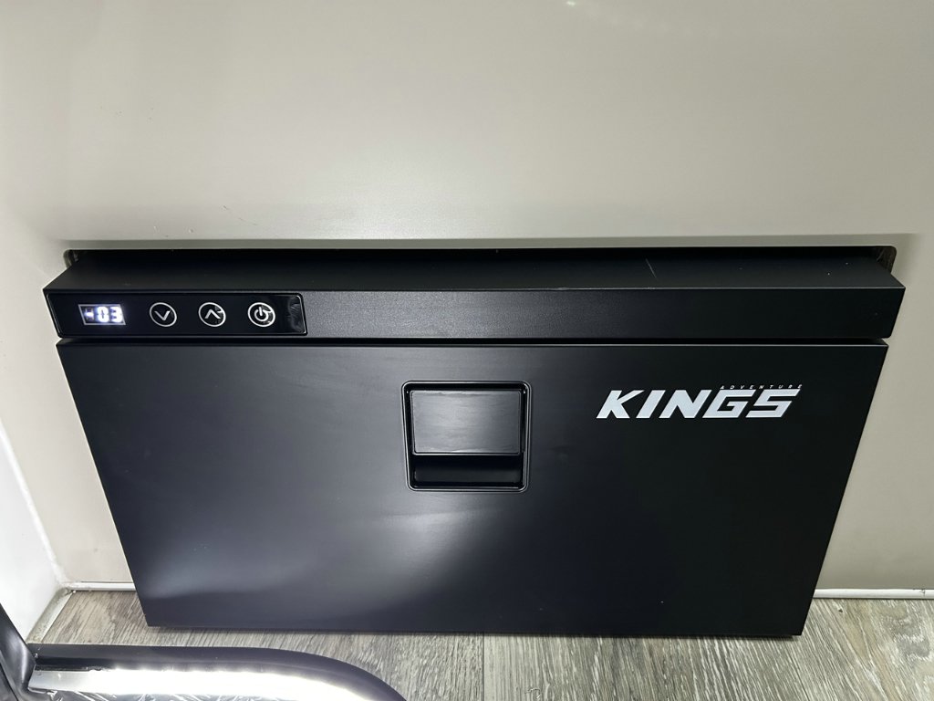 USED 2025 SUPREME SPIRIT OFFICE CARAVAN 2 AXLE