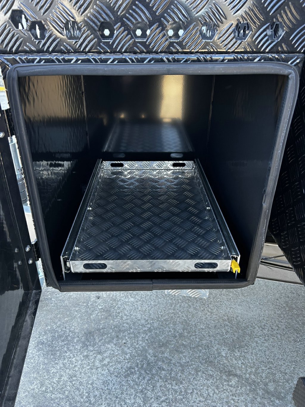 USED 2025 SUPREME SPIRIT OFFICE CARAVAN 2 AXLE