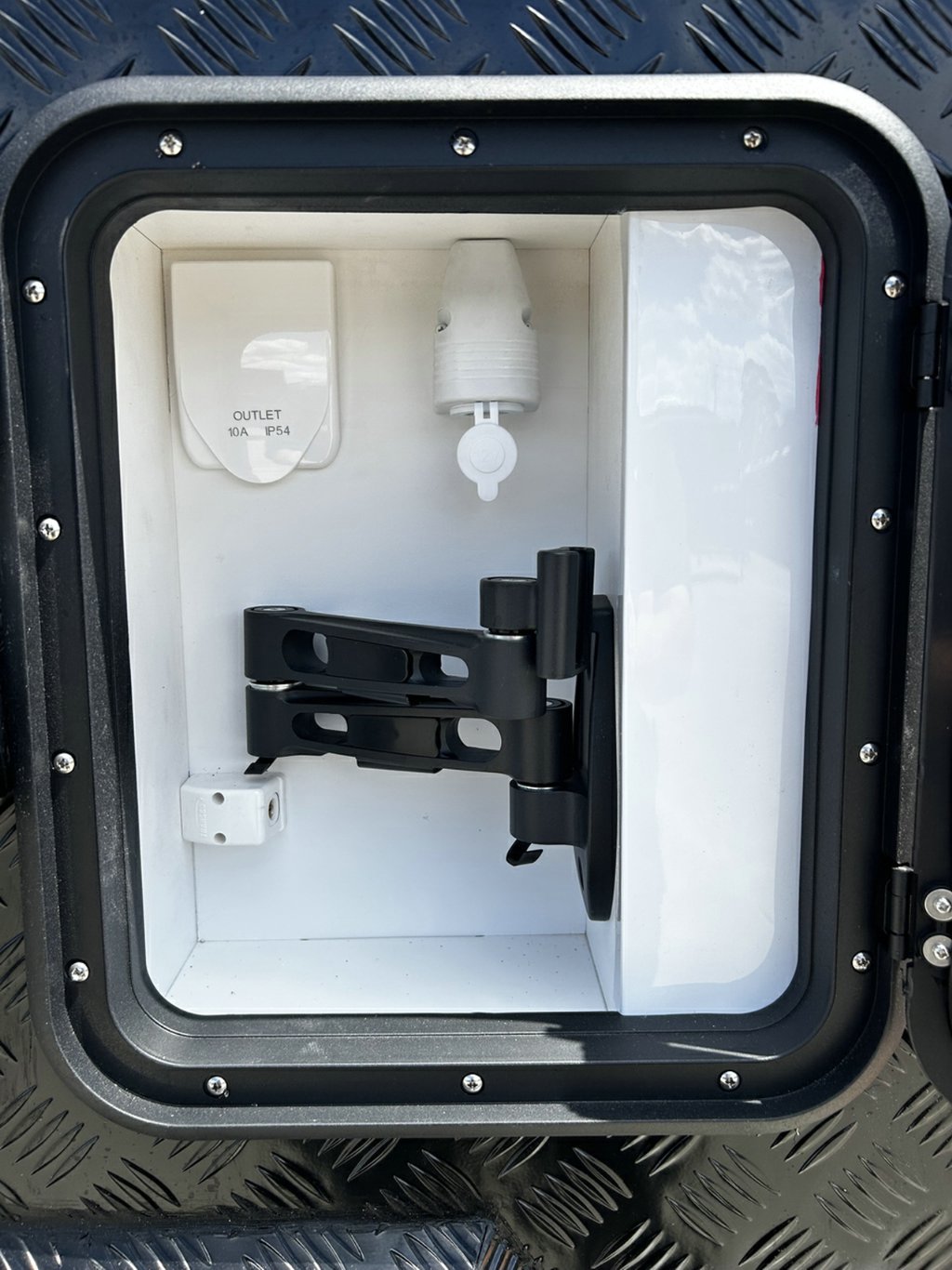 NEW 2025 LEADER CARAVANS XPEDITION CARAVAN 2 AXLE