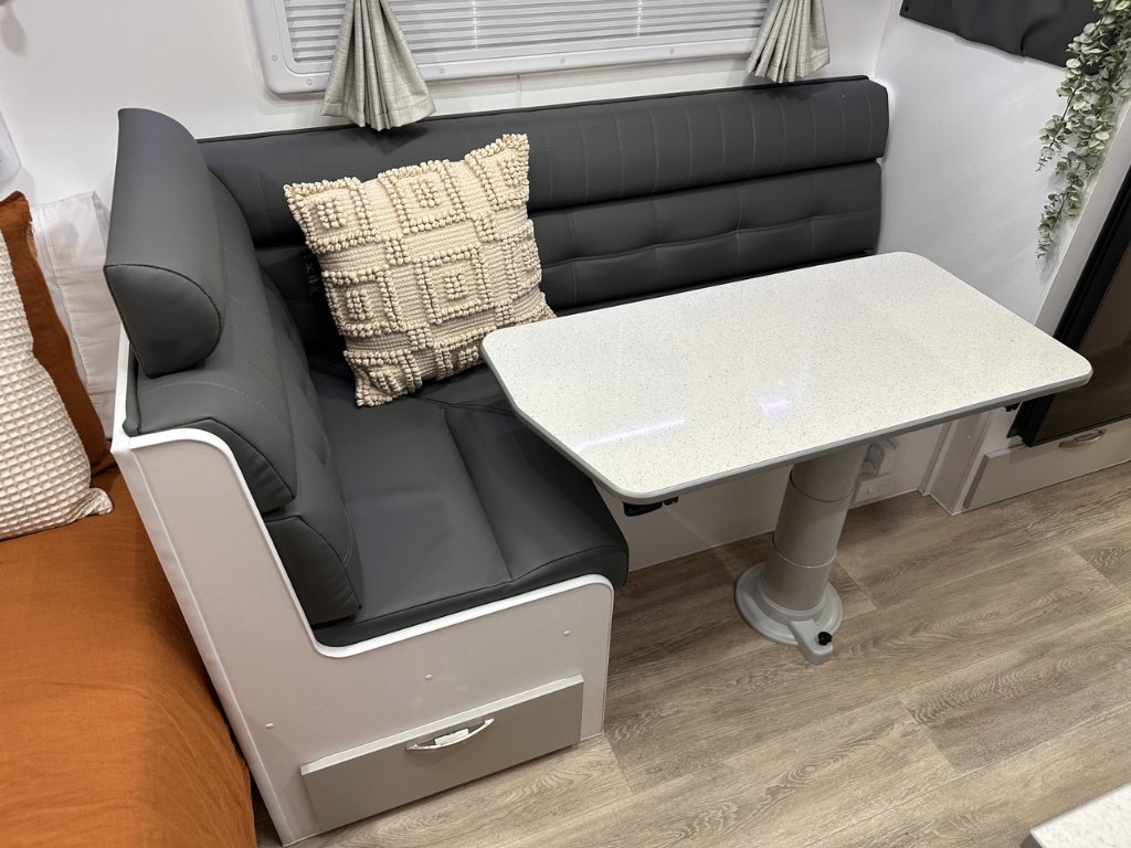 NEW 2025 LEADER CARAVANS XPEDITION CARAVAN 2 AXLE