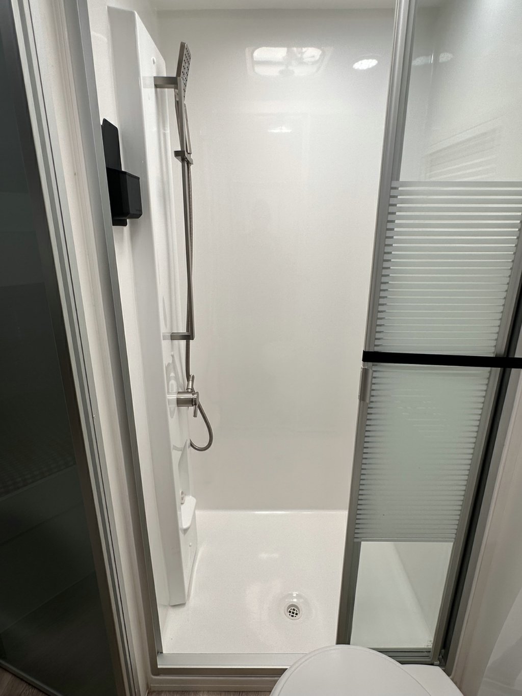 NEW 2025 LEADER CARAVANS XPEDITION CARAVAN 2 AXLE